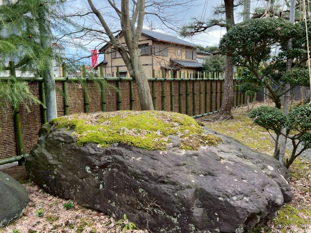 森邸